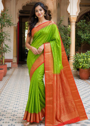 Green Handloom Kanjivaram Pure Silk Saree With Blouse Piece