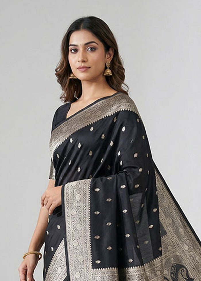 Black Banarasi Silk Saree With Blouse Piece