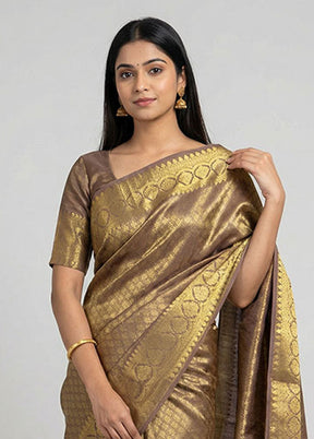 Cream Handloom Kanchipuram Pure Silk Saree With Blouse Piece