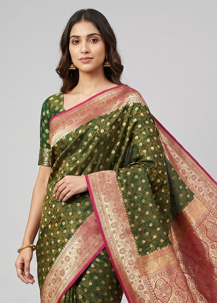 Green Tanchoi Silk Saree With Blouse Piece