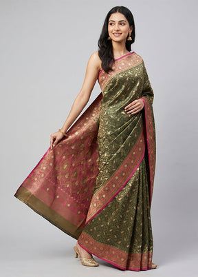 Black Tanchoi Silk Saree With Blouse Piece