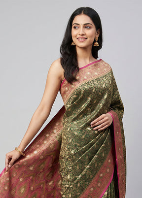 Black Tanchoi Silk Saree With Blouse Piece