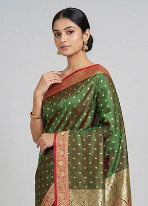 Green Banarasi Silk Saree With Blouse Piece
