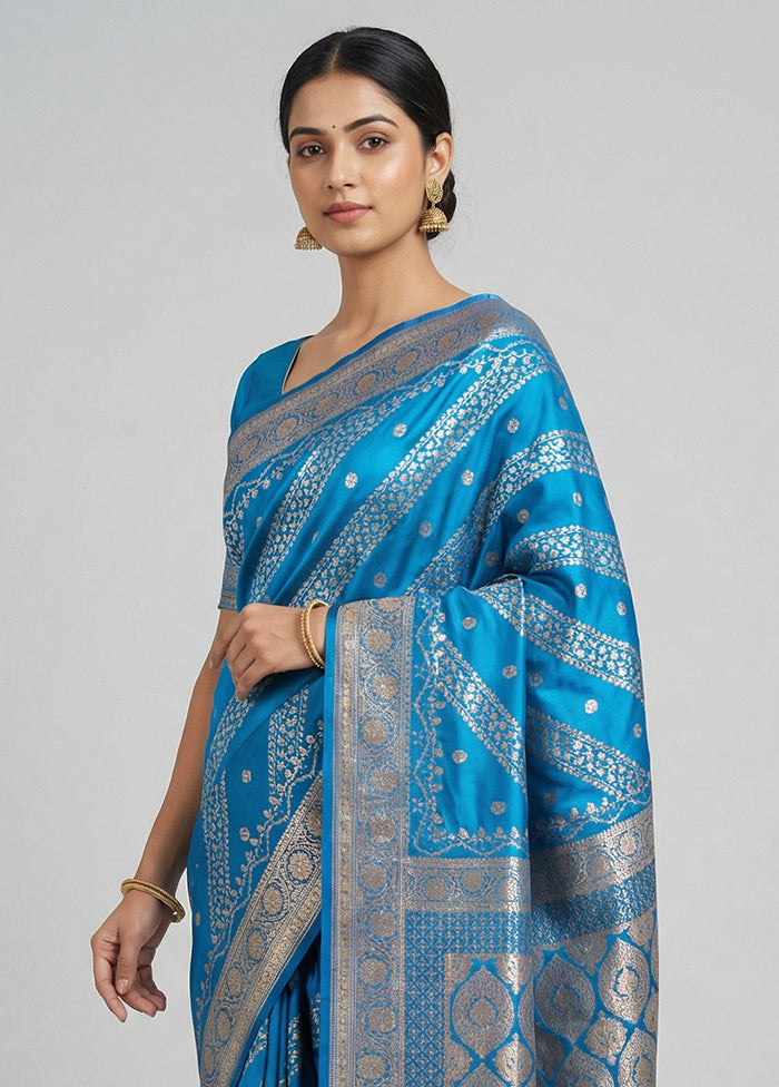 Blue Banarasi Silk Saree With Blouse Piece