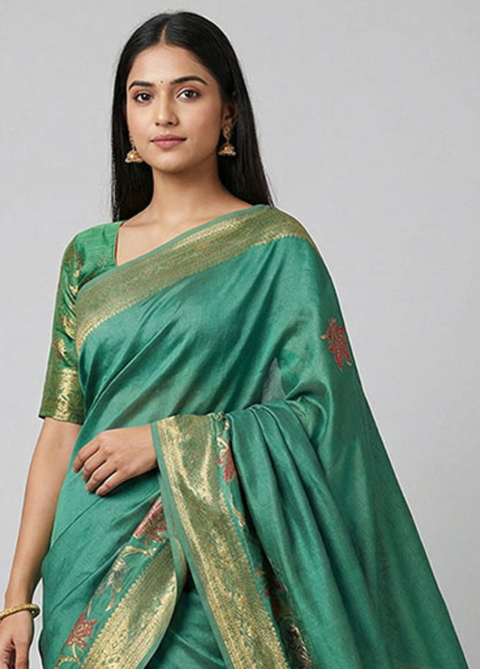Green Dupion Silk Saree With Blouse Piece