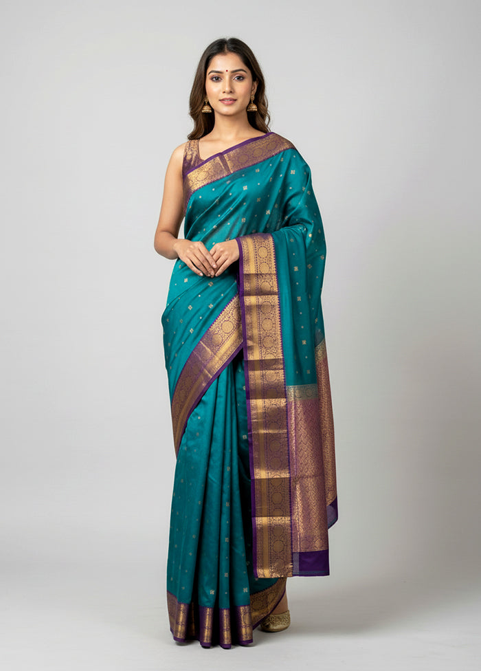 Green Handloom Kanjivaram Pure Silk Saree With Blouse Piece