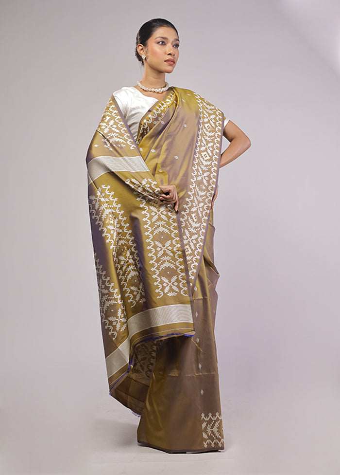 Cream Dupion Silk Saree With Blouse Piece