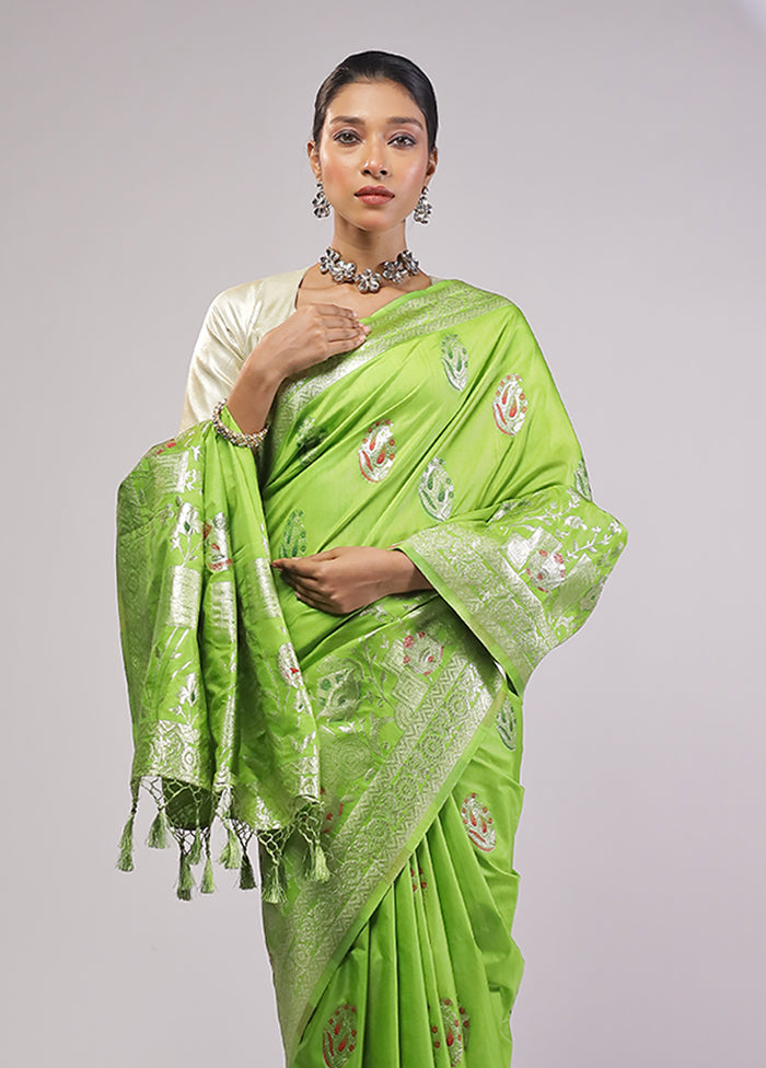 Green Dupion Silk Saree With Blouse Piece