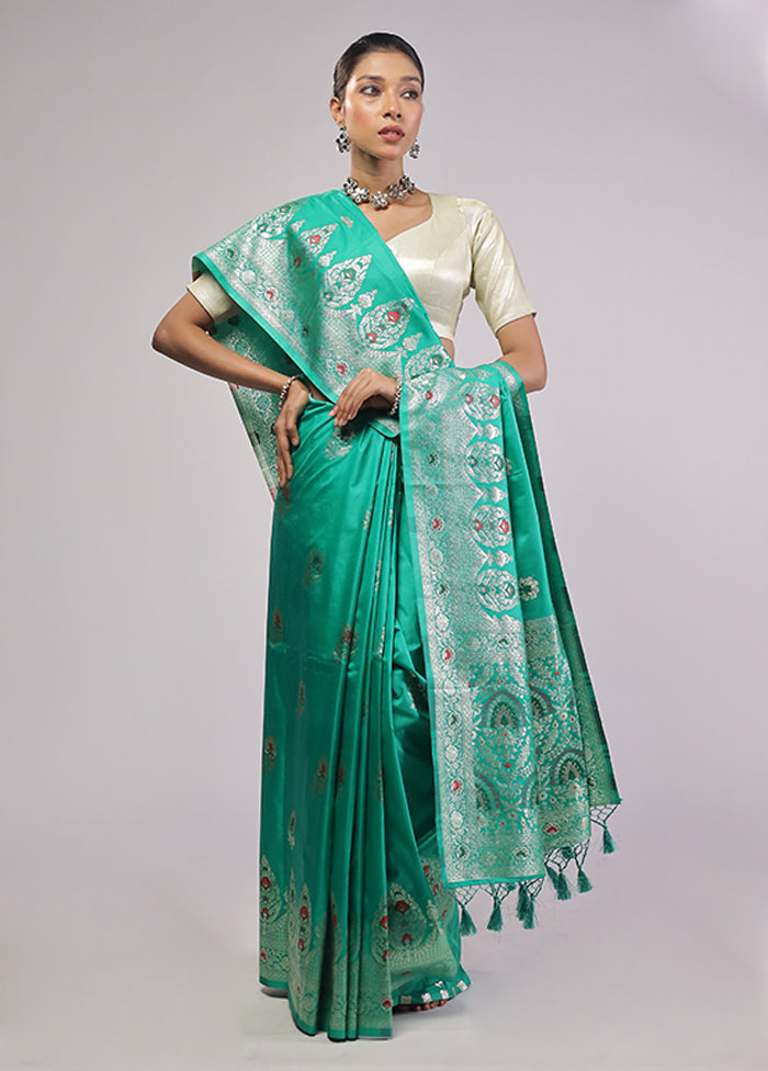 Green Dupion Silk Saree With Blouse Piece