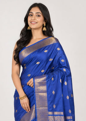 Blue Handloom Kanjivaram Pure Silk Saree With Blouse Piece