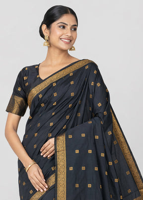 Black Handloom Kanjivaram Pure Silk Saree With Blouse Piece