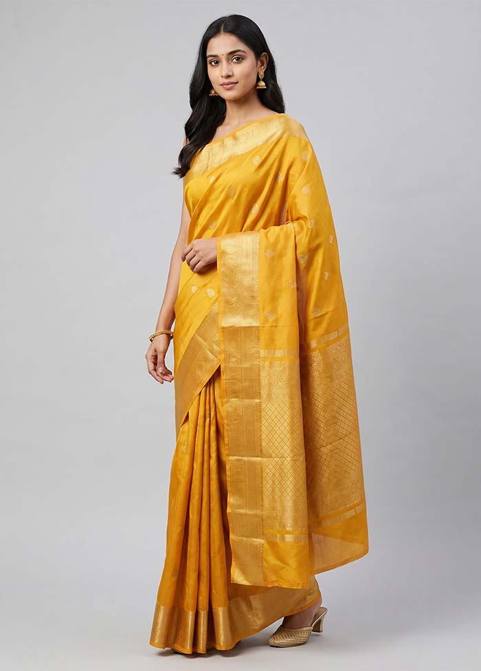 Yellow Handloom Kanjivaram Pure Silk Saree With Blouse Piece