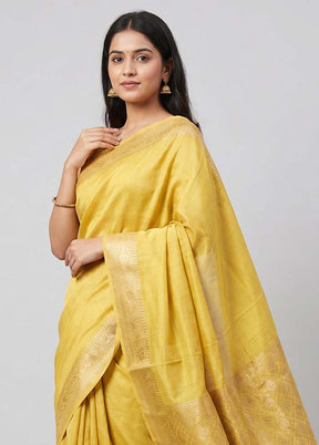 Yellow Handloom Dupion Pure Silk Saree With Blouse Piece