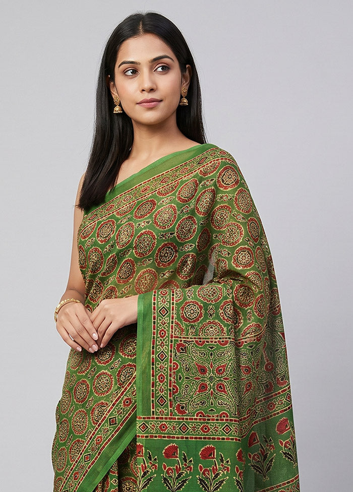 Green Chanderi Silk Saree With Blouse Piece