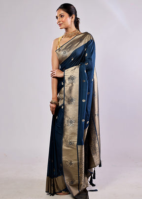 Blue Katan Silk Saree With Blouse Piece