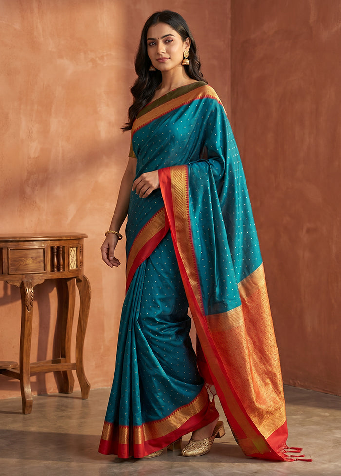 Green Kanjivaram Silk Saree With Blouse Piece