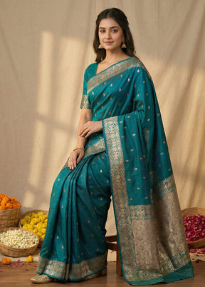 Green Dupion Silk Saree With Blouse Piece