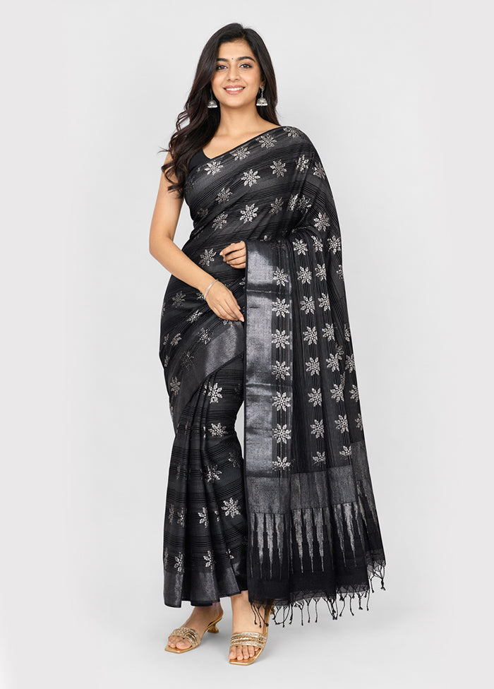 Black Handloom Kanchipuram Pure Silk Saree With Blouse Piece