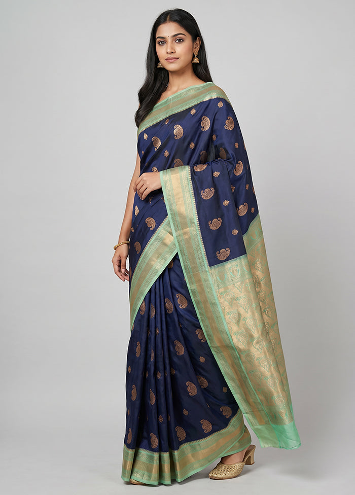 Green Gadwal Silk Saree Without Blouse Piece