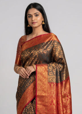 Green Handloom Jamewar Pure Silk Saree With Blouse Piece