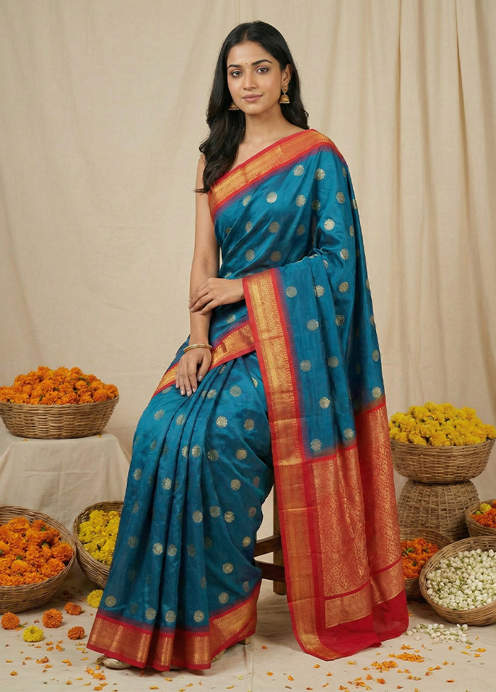Blue Handloom Kanjivaram Pure Silk Saree With Blouse Piece
