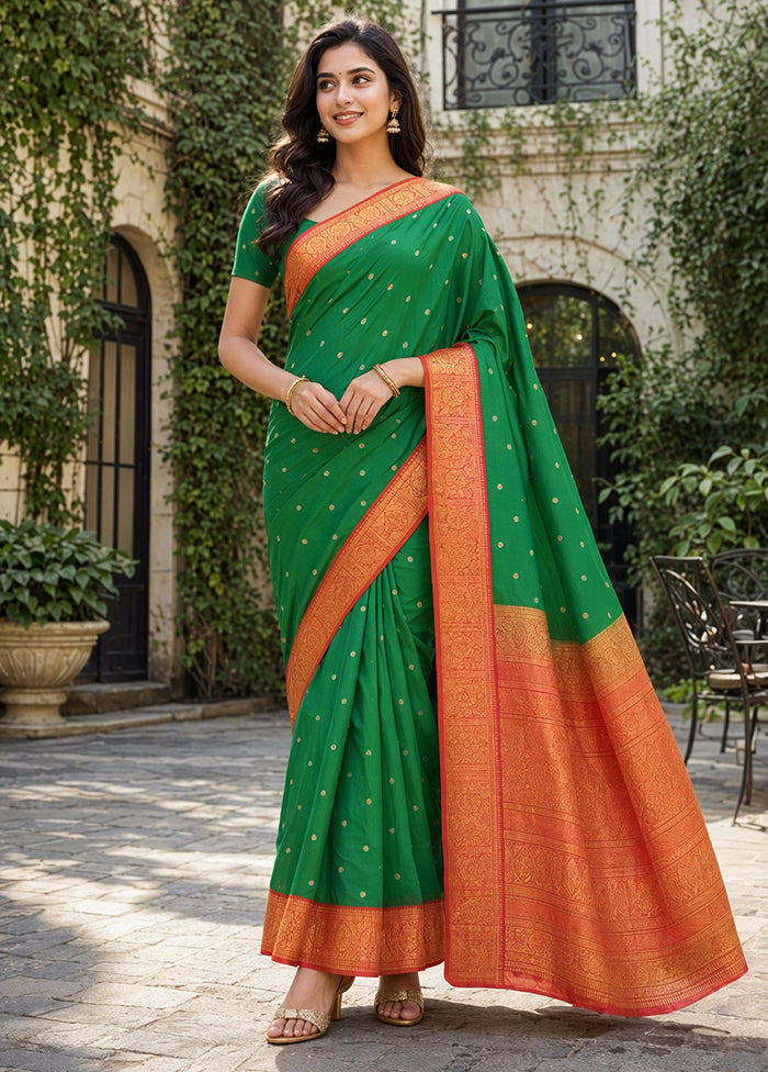 Green Handloom Kanjivaram Pure Silk Saree With Blouse Piece