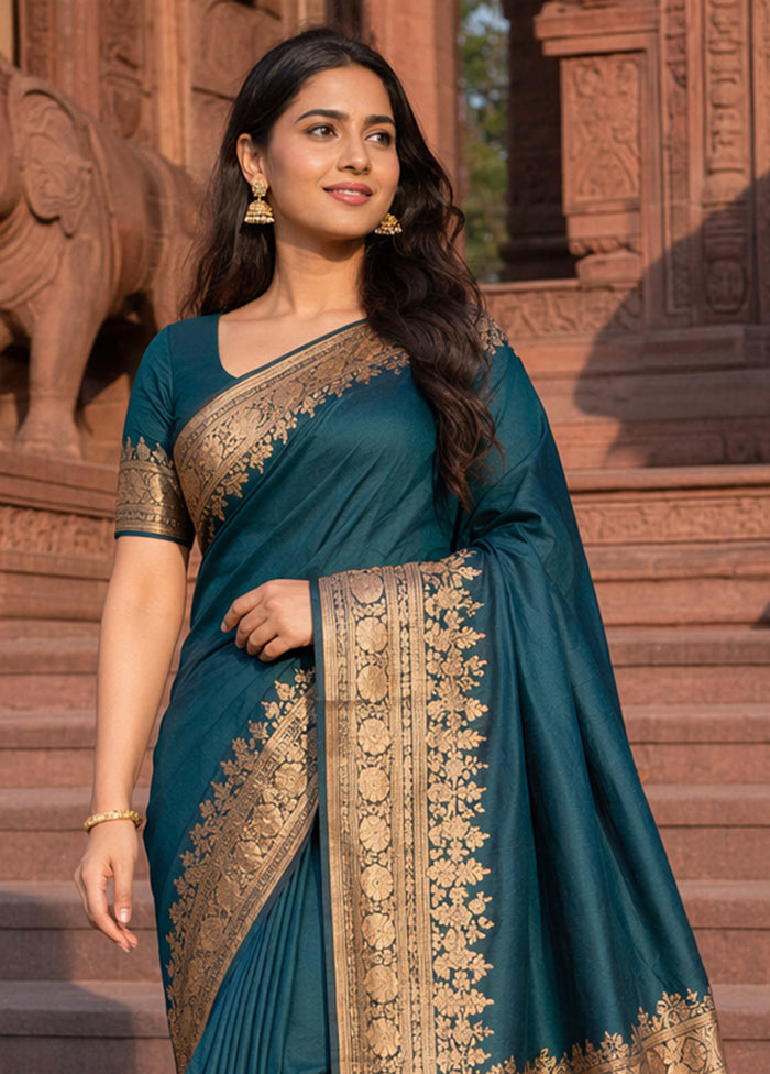 Green Banarasi Silk Saree With Blouse Piece