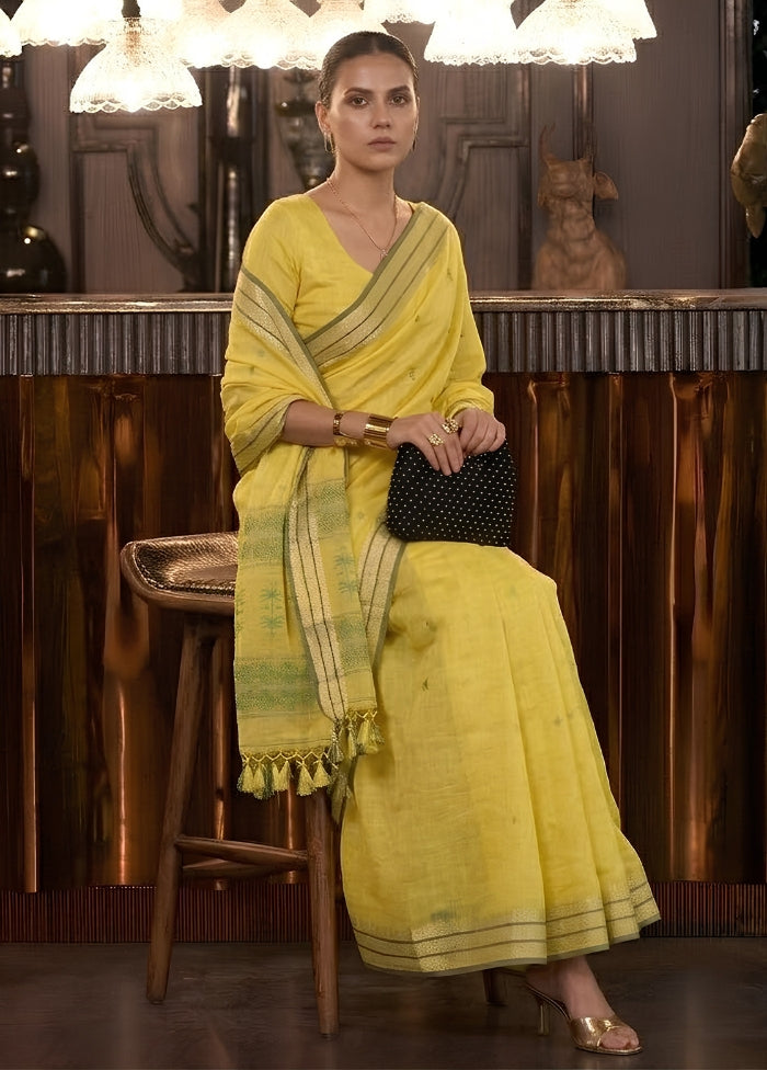 Yellow Matka Silk Saree With Blouse Piece
