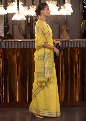 Yellow Matka Silk Saree With Blouse Piece