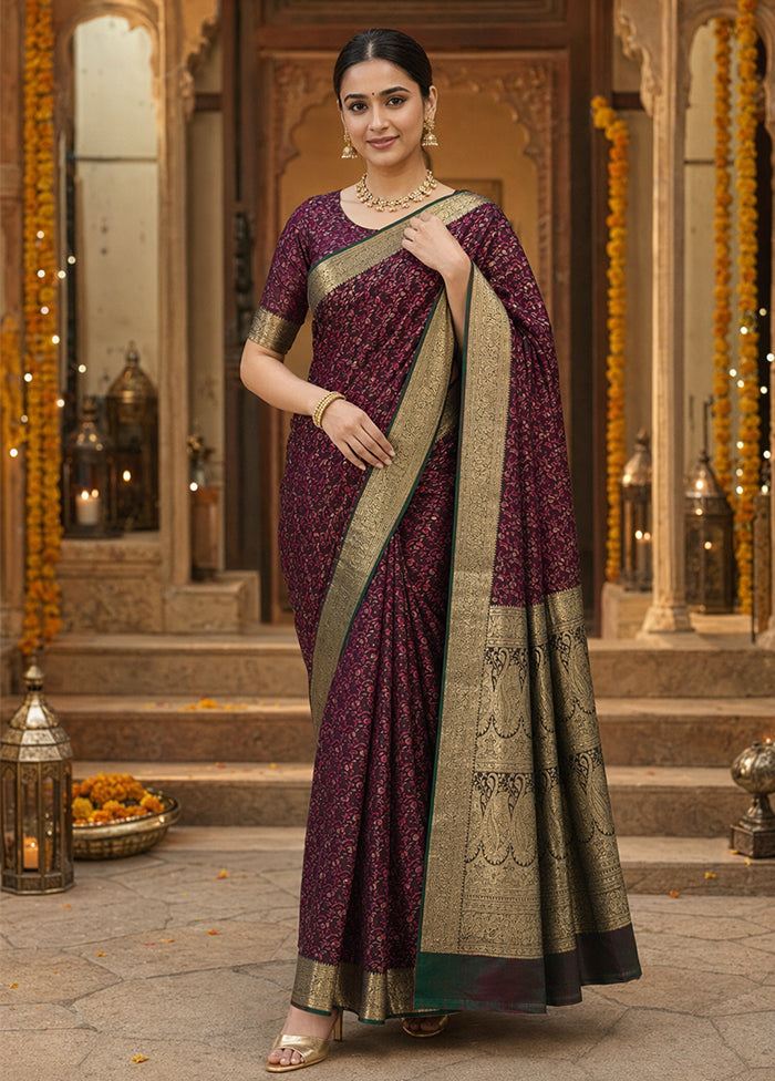 Green Tanchoi Silk Saree With Blouse Piece