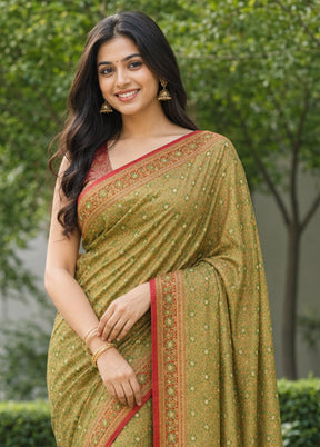 Cream Tanchoi Silk Saree With Blouse Piece