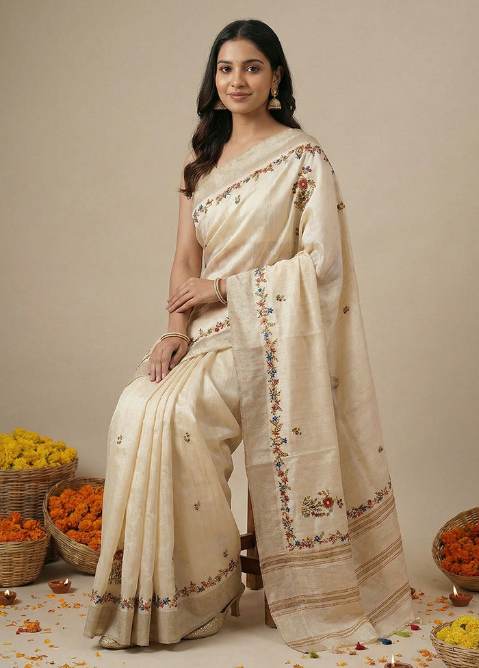 Cream Tussar Silk Saree With Blouse Piece
