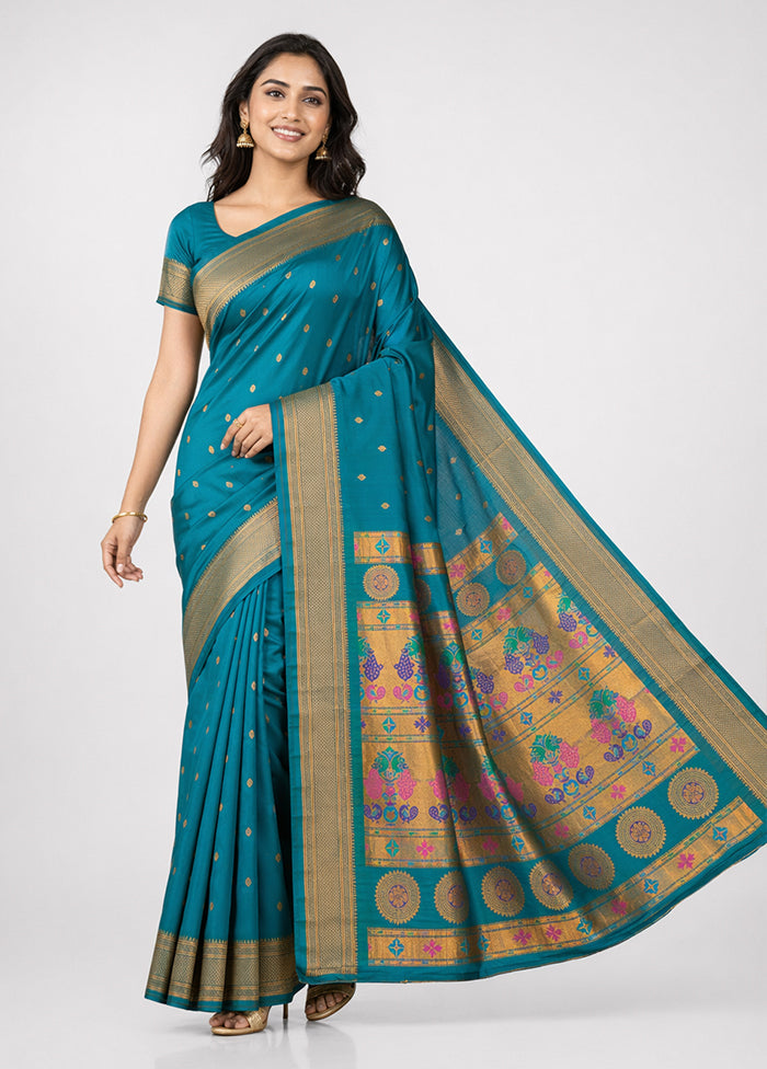 Green Kanjivaram Silk Saree With Blouse Piece