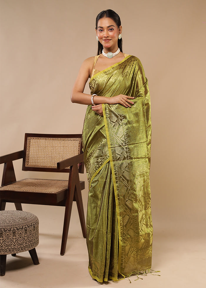 Green Matka Silk Saree With Blouse Piece