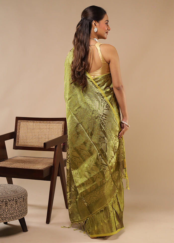 Green Matka Silk Saree With Blouse Piece