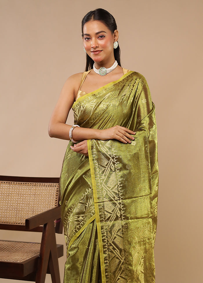 Green Matka Silk Saree With Blouse Piece