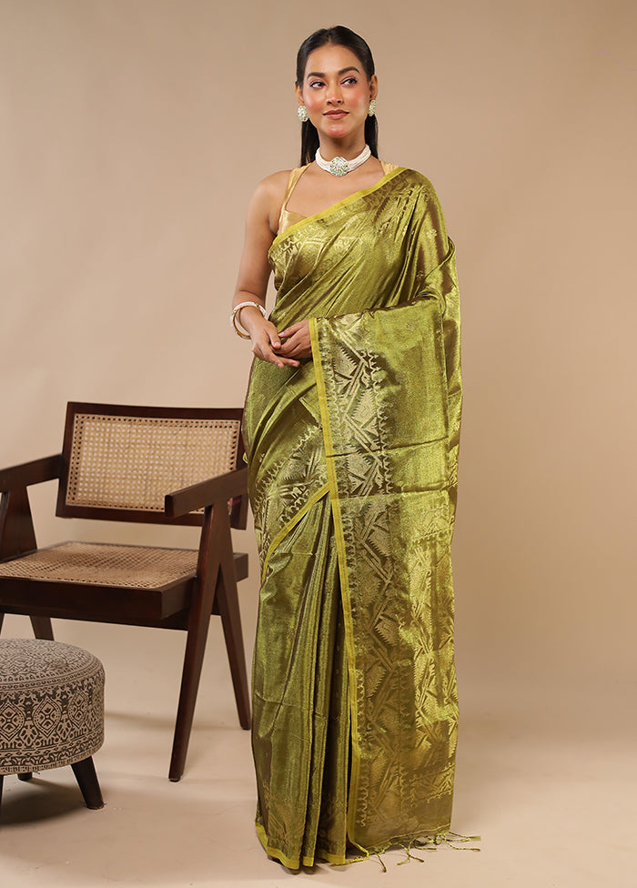 Green Matka Silk Saree With Blouse Piece