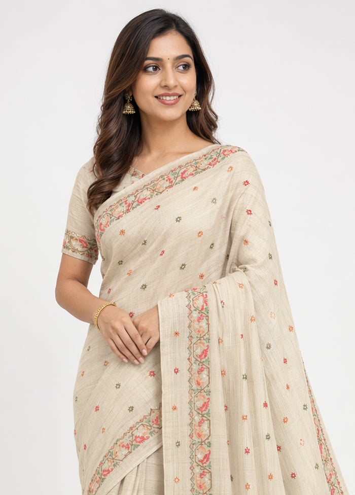 Cream Tussar Silk Saree With Blouse Piece