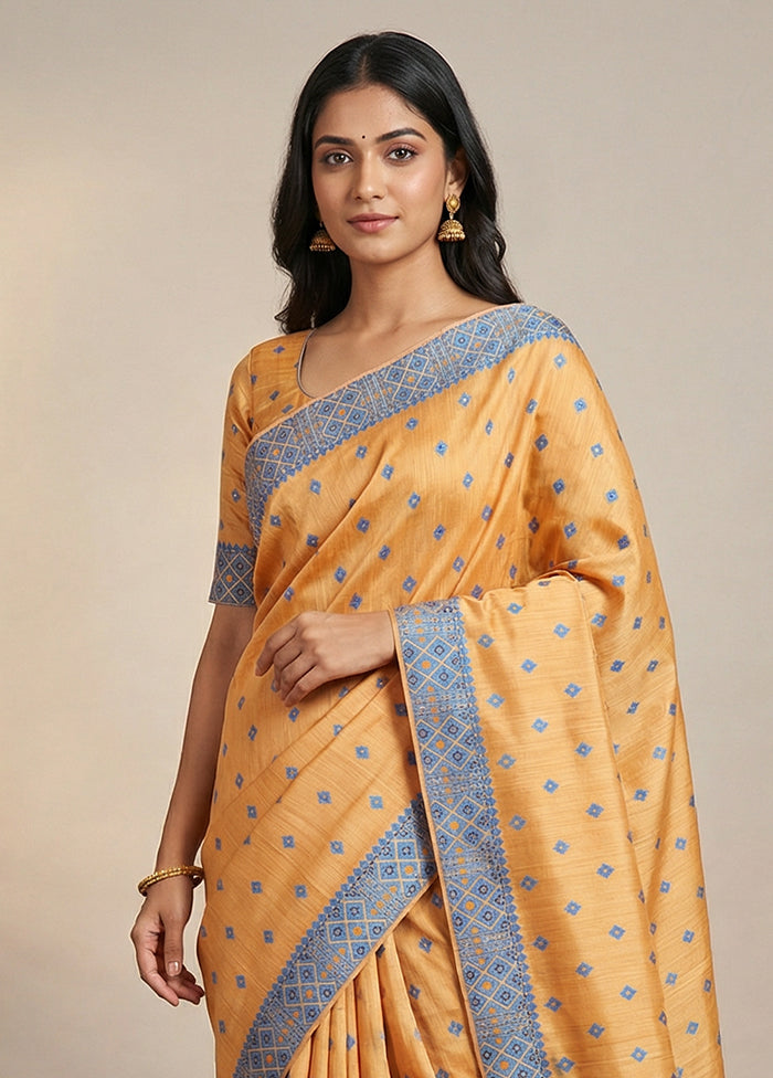 Cream Assam Silk Saree With Blouse Piece