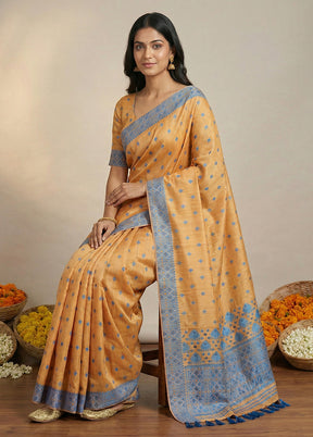 Cream Assam Silk Saree With Blouse Piece