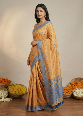 Cream Assam Silk Saree With Blouse Piece