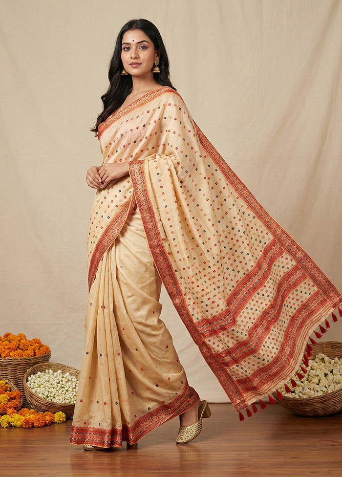 Cream Assam Silk Saree With Blouse Piece