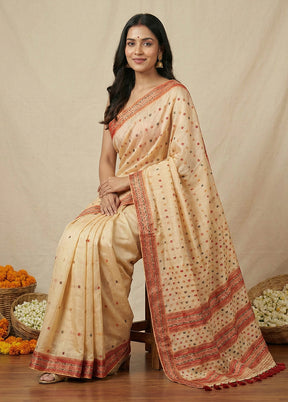 Cream Assam Silk Saree With Blouse Piece