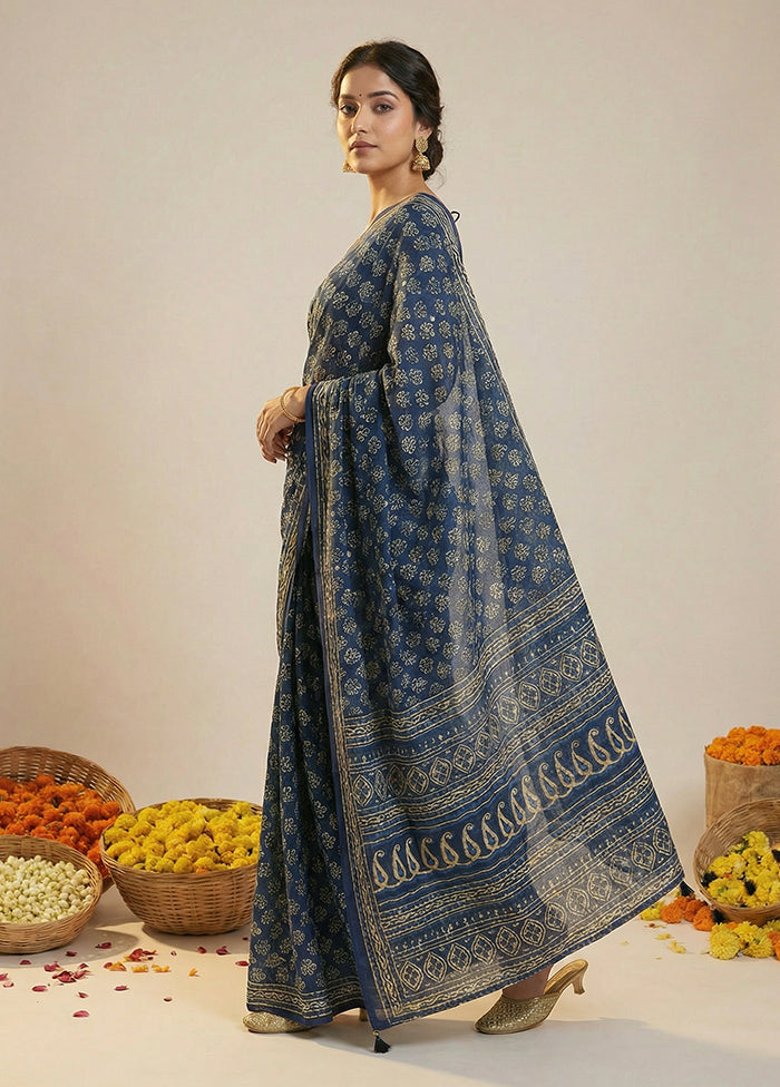 Blue Printed Silk Saree Without Blouse Piece