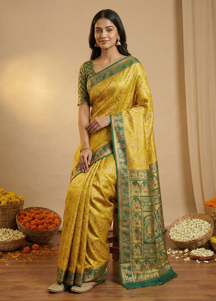 Green Dupion Silk Saree With Blouse Piece