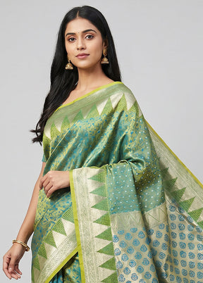 Green Tanchoi Silk Saree With Blouse Piece