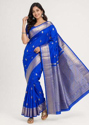 Blue Handloom Kanjivaram Pure Silk Saree With Blouse Piece