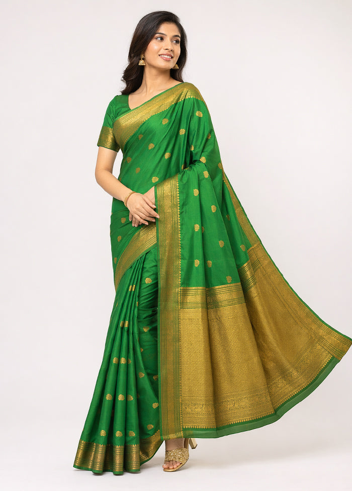 Green Kanjivaram Silk Saree With Blouse Piece
