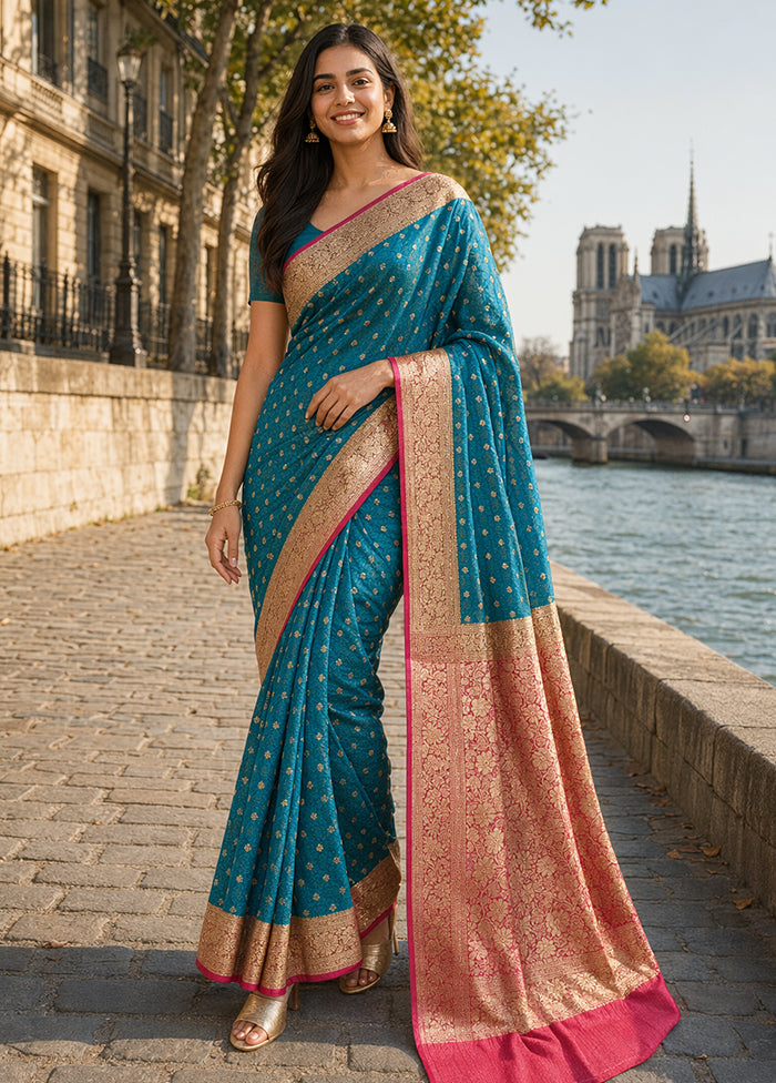 Green Tanchoi Silk Saree With Blouse Piece