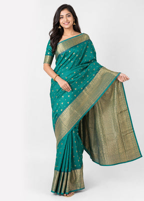 Green Handloom Kanjivaram Pure Silk Saree With Blouse Piece